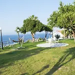 Hotel Milton 2*