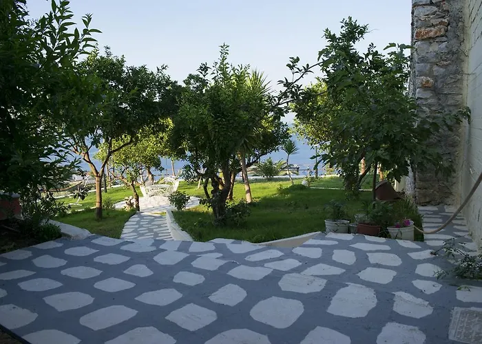 Milton Mavrovouni (Laconia)