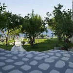 Milton Mavrovouni (Laconia)