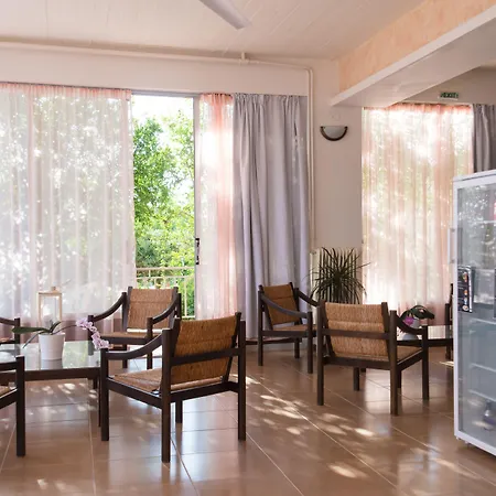Hotel Milton 2*