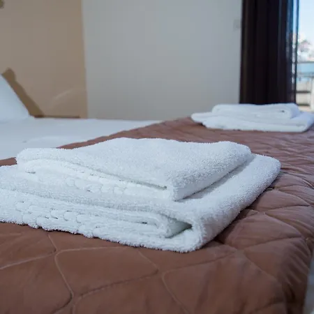 Hotel Milton 2*