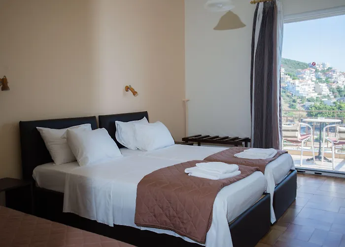 Milton Mavrovoúnion