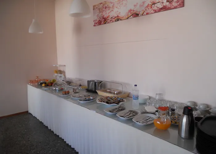 Milton 호텔 Mavrovoúnion