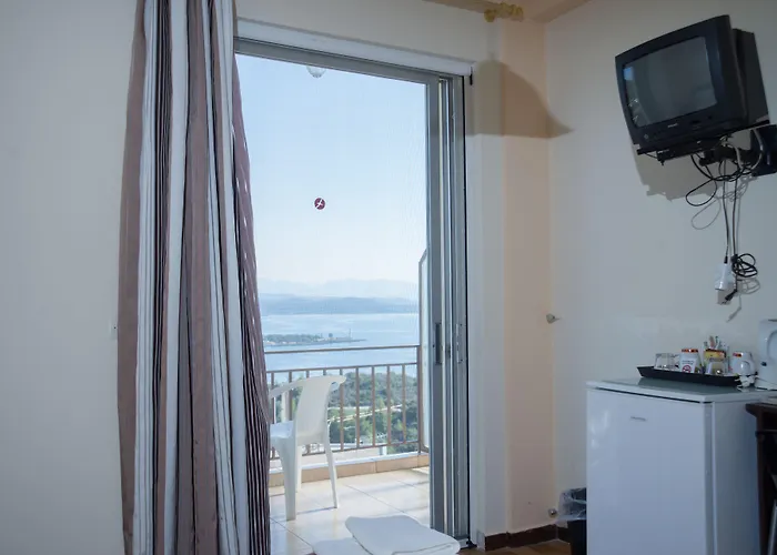 Milton 호텔 Mavrovoúnion